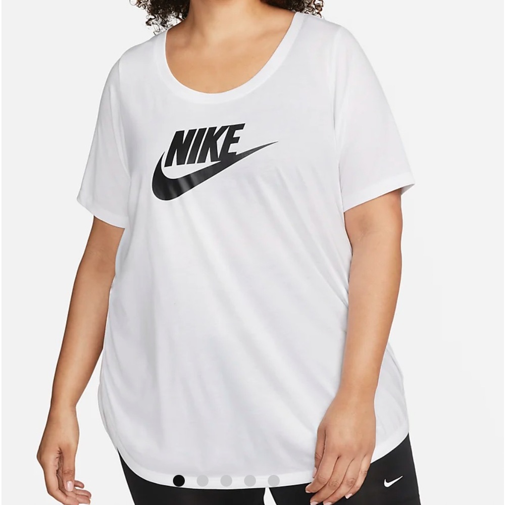 Women’s Nike tshirt, gently worn